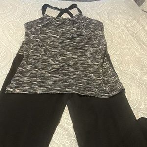 Full set of workout attire in Black and White.